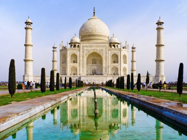 Apple and Foxconn consider going to India
