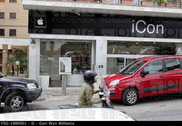 Apple faces Italian tax evasion charges