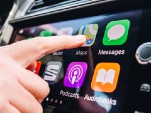 Apple admits its CarPlay 2 is “late”