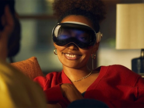 Apple accuses ex-employee of pocketing AR "secrets" for Snap